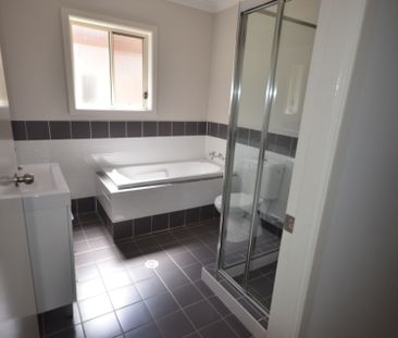 Modern 2 Bedroom Home - Photo 5