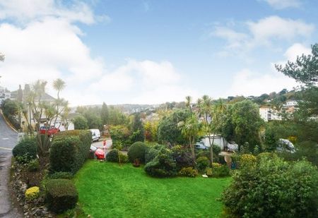 Lisburne Crescent, Torquay, TQ1 - Photo 4