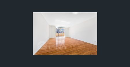 3 bed PENTHOUSE for rent, Spectacular Space, Electrifying Specs!! - Photo 2