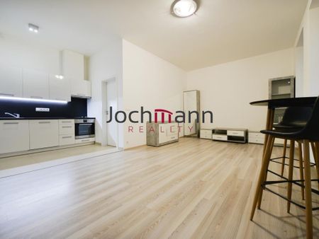 Pronájem bytu 1+kk 35 m2 - Photo 2