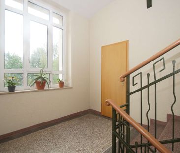 Große Zweiraumwohnung mit Balkon und Aufzug in Bernsdorf! - Photo 5