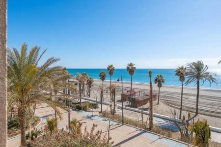 Alquiler de piso en Avenida España - Photo 5