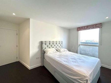 Pump House Crescent, Brentford, TW8 - Photo 5