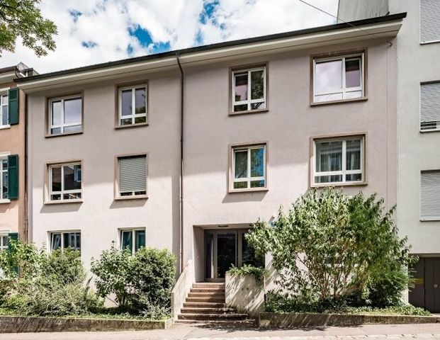 3.5 room apartment in a quiet location with garden seating area - Foto 1