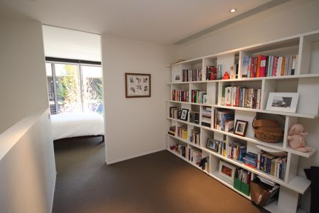 16/3 Burbury Close, Barton ACT 2600 - Apartment For Rent | Domain - Photo 3