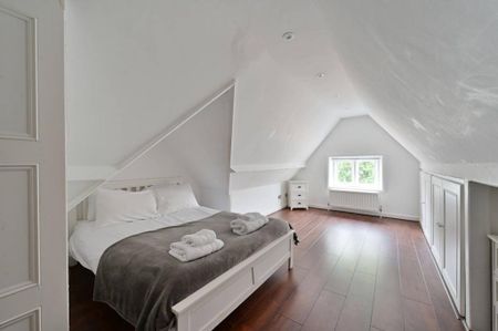 3 bedroom flat to rent - Photo 3