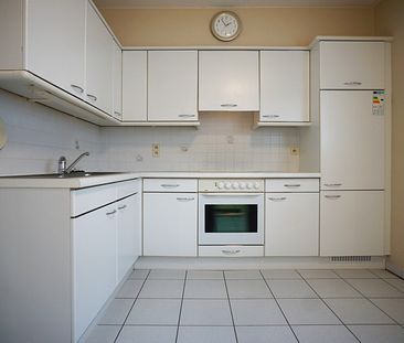 Appartement met 3 slaapkamers en ruime garage vlakbij Molenvijvers - Foto 2