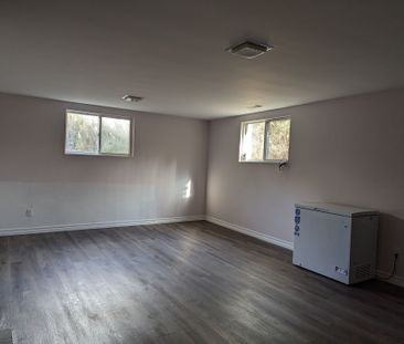 For Lease - 17268 Warden Avenue, Whitchurch-Stouffville, Ontario - Photo 6