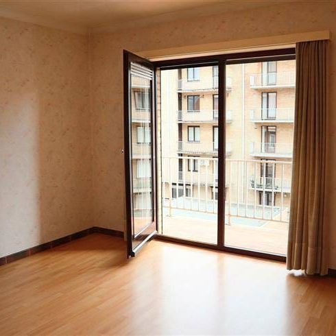 Appartement te huur - Photo 1