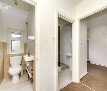 4 bedroom semi-detached house to rent - Photo 5