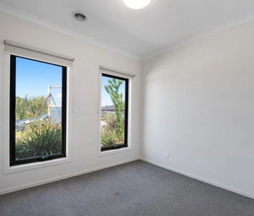 4 Bedroom Family Home! - Photo 2