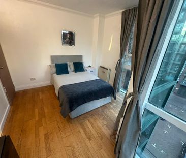 4 bedroom flat share to rent - Photo 2