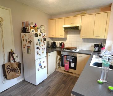 Rowley Close, Swadlincote - Photo 6