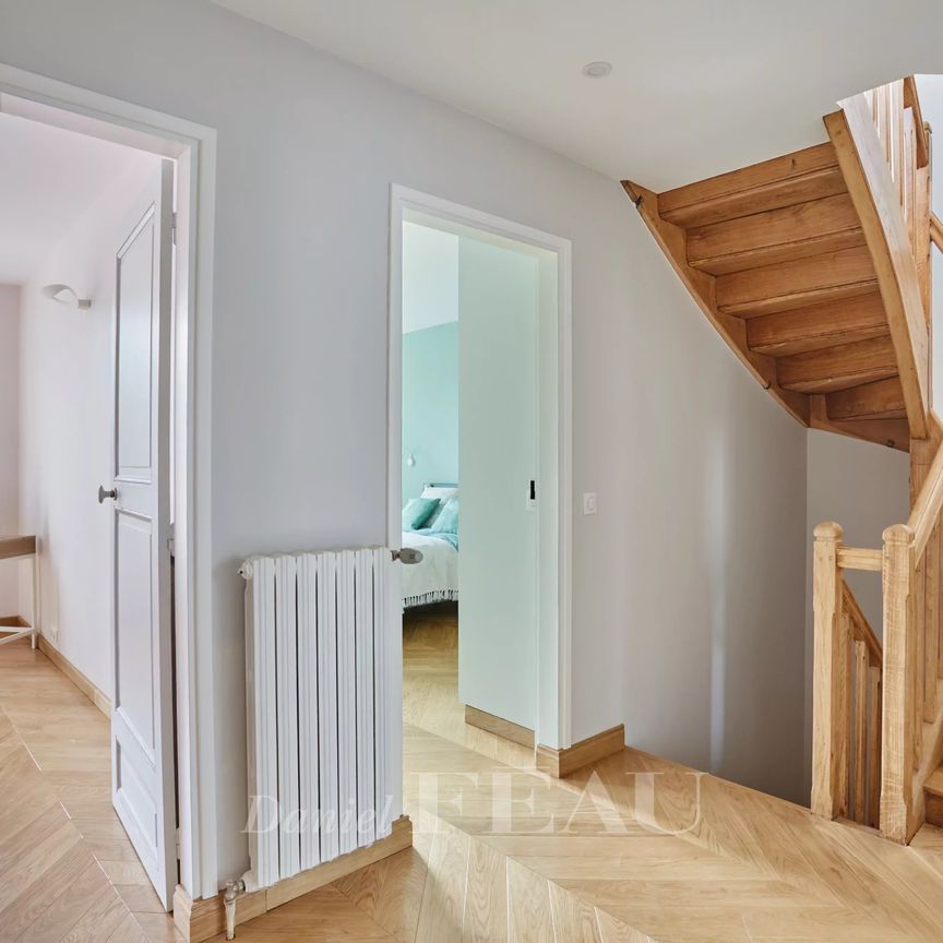 Location maison, Paris 16ème (75016), 9 pièces, 250.02 m², ref 85448712 - Photo 1