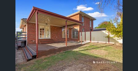 Experience Luxury Living: Modern Kitchen, Spacious Rooms, and More! - Photo 5