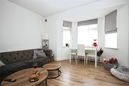 Doverfield Road, London, SW2 5NF - Photo 3