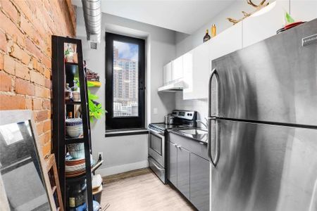 For Lease - 2870 Dundas Street Unit# 309, Toronto, Ontario - Photo 4