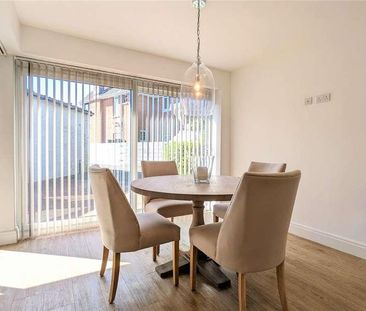 Parkstone Avenue, Poole, Dorset, BH14 - Photo 3