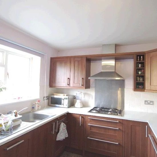 Torrington Road, Reading, RG2 - Photo 1