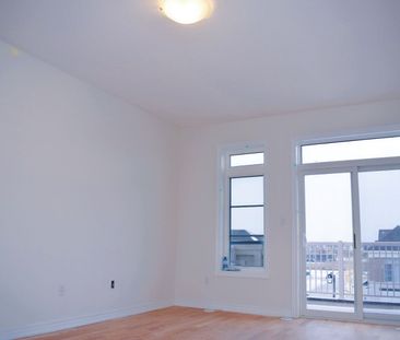 For Lease - 41 Luzon Avenue, Markham, Ontario - Photo 2