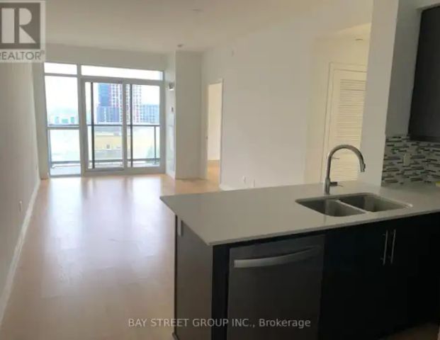 708 - 65 ONEIDA CRESCENT | 708 - 65 ONEIDA CRESCENT, Richmond Hill - Photo 1