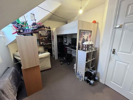 4 bedroom townhouse to rent - Photo 4