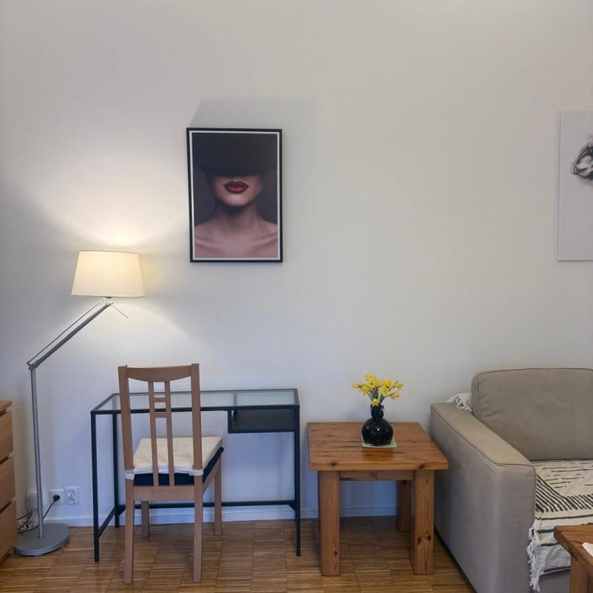 2-pokojowe mieszkanie, 41 m² z garażem i loggią 41 m² - Photo 1