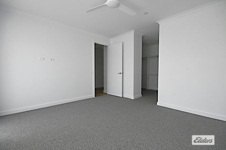 Stylishly built and presented 4 bedroom family home with study and three bathrooms - Photo 5