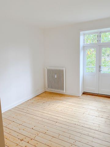 Flot og indbydende lejlighed med 2 altaner i Aalborg Vestby - Foto 2