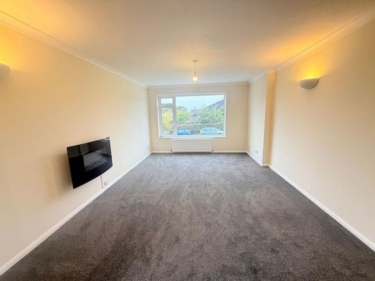 2 bedroom detached bungalow to rent - Photo 1