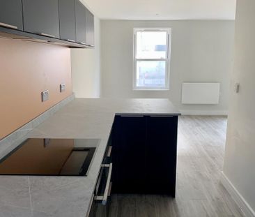 3 bedroom maisonette to rent - Photo 3