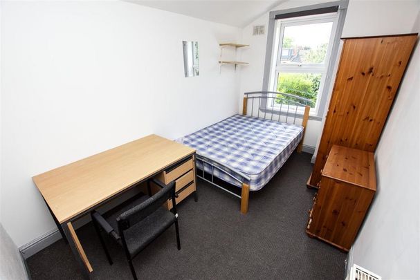 4 bedroom house to rent - Photo 1