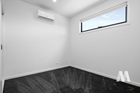 706 Grand Boulevard, Mickleham VIC 3064 - Townhouse For Rent | Domain - Photo 3