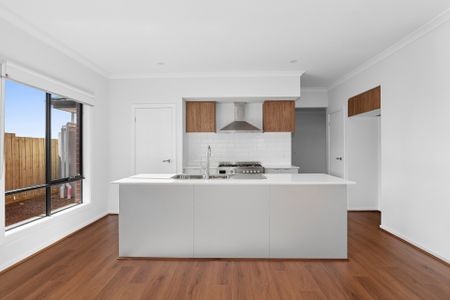 10 Moss St, Wallan, VIC, 3756 - Photo 5