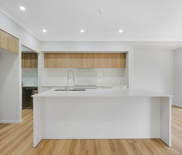4 Petralia Street, Greenleigh - Photo 3