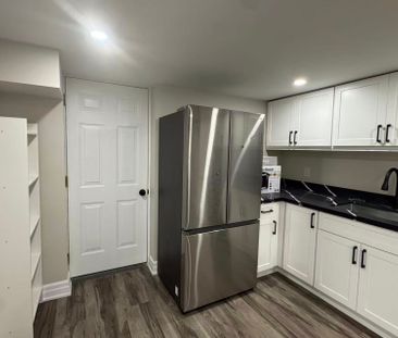 For Lease - 3366 Mulcaster Road Unit# Basement, Mississauga, Ontario - Photo 3
