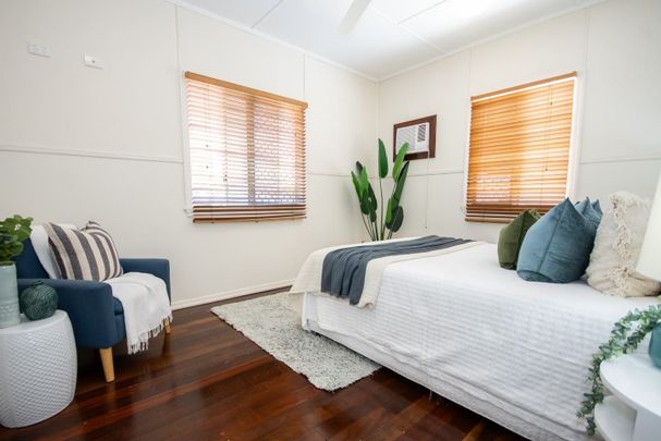 INVITING HIGHSET HOME IN PERFECT LOCATION - Photo 1