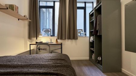 4 bedroom flat to rent - Photo 3