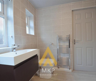 6 bedroom terraced house to rent - Photo 3