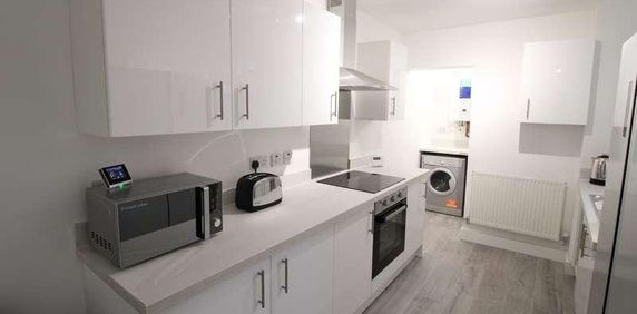 Calais Road, Burton Upon Trent, DE13 - Photo 2