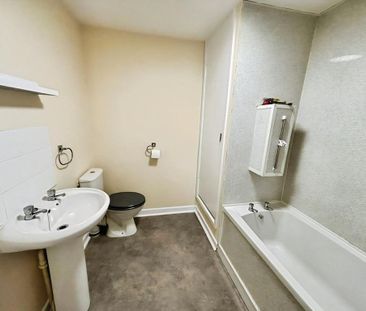 2 bedroom flat to rent - Photo 6