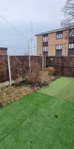 3 bedroom terraced house to rent - Photo 4