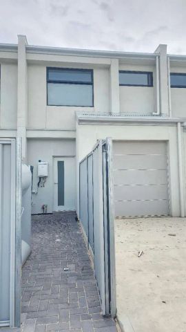 “Modern Comfort and Effortless Living” - Photo 4