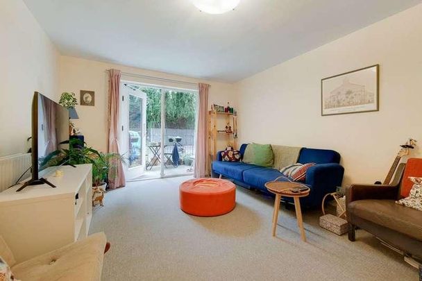 Symons Close, Nunhead, SE15 - Photo 1