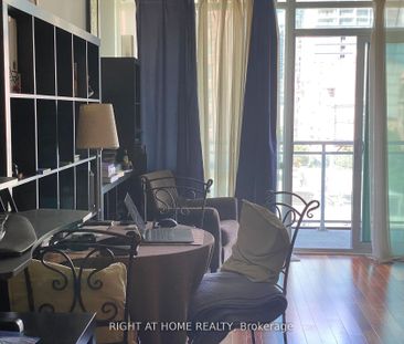 Vu Condos and Lofts - Photo 2