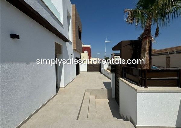 Villa in Algorfa, for rent