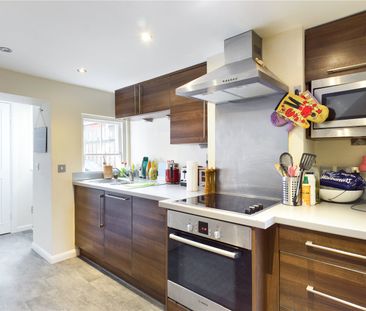 High Street, Theale, Reading, RG7 - Photo 5