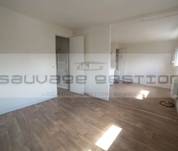 Location Appartement 1 pièce 21m² ROUEN 76000 - Photo 2
