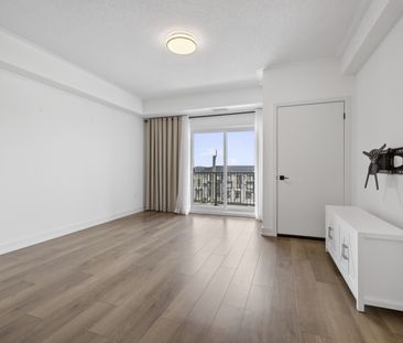 For Lease - 4 Spice Way, Barrie, Ontario - Photo 3