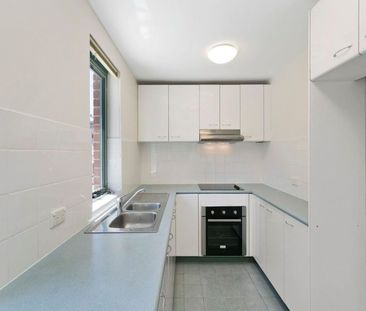Unit 25/12 Hayberry Street, Crows Nest - Photo 4
